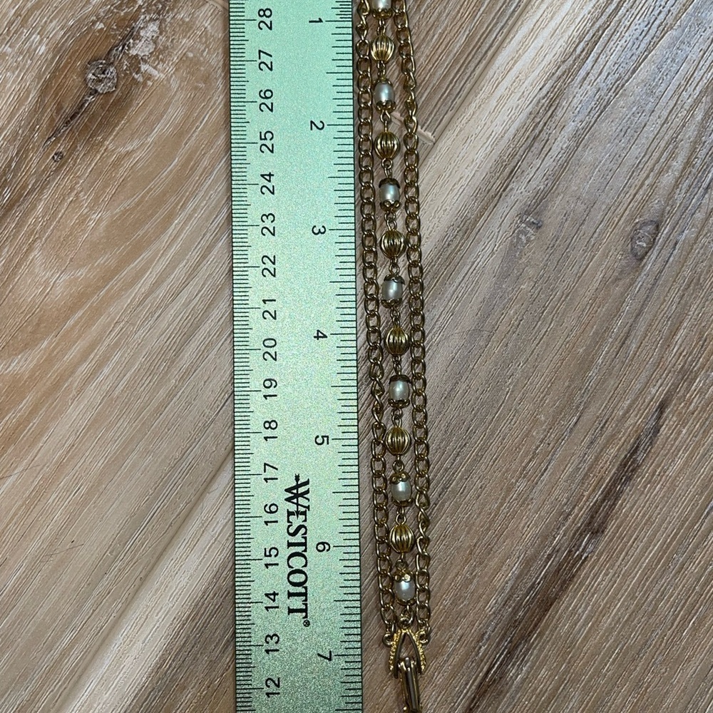 Vintage gold tone 3 strand Chain Bracelet with faux Pearl Accents - Picture 2 of 4